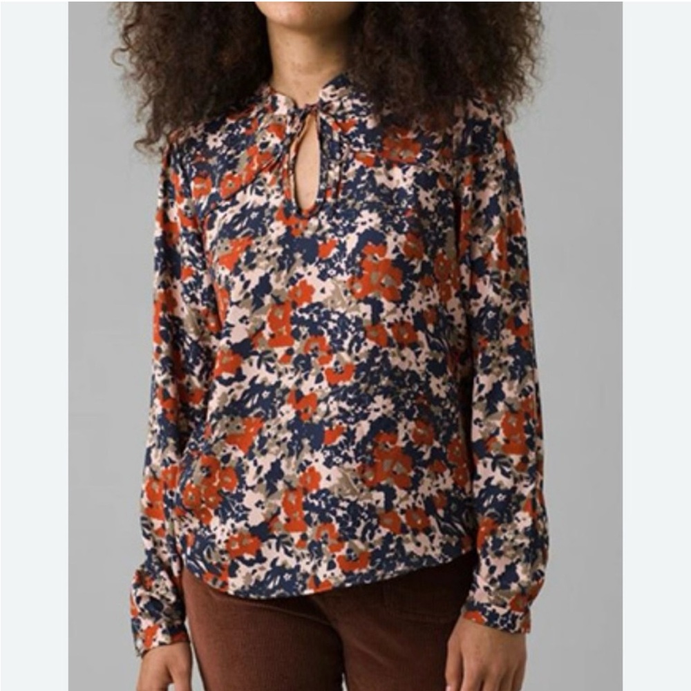 Prana Wild at Heart Shirt M Red long sleeve keyhole tie neckline floral‎